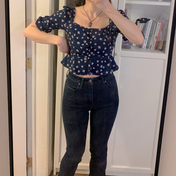 2 for $20 - Button-up crop top with flounce! - Picture 3 of 3